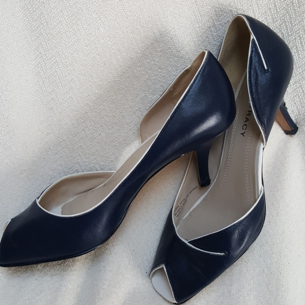 VTG ELLEN TRACY Raleigh leather open toe pumps